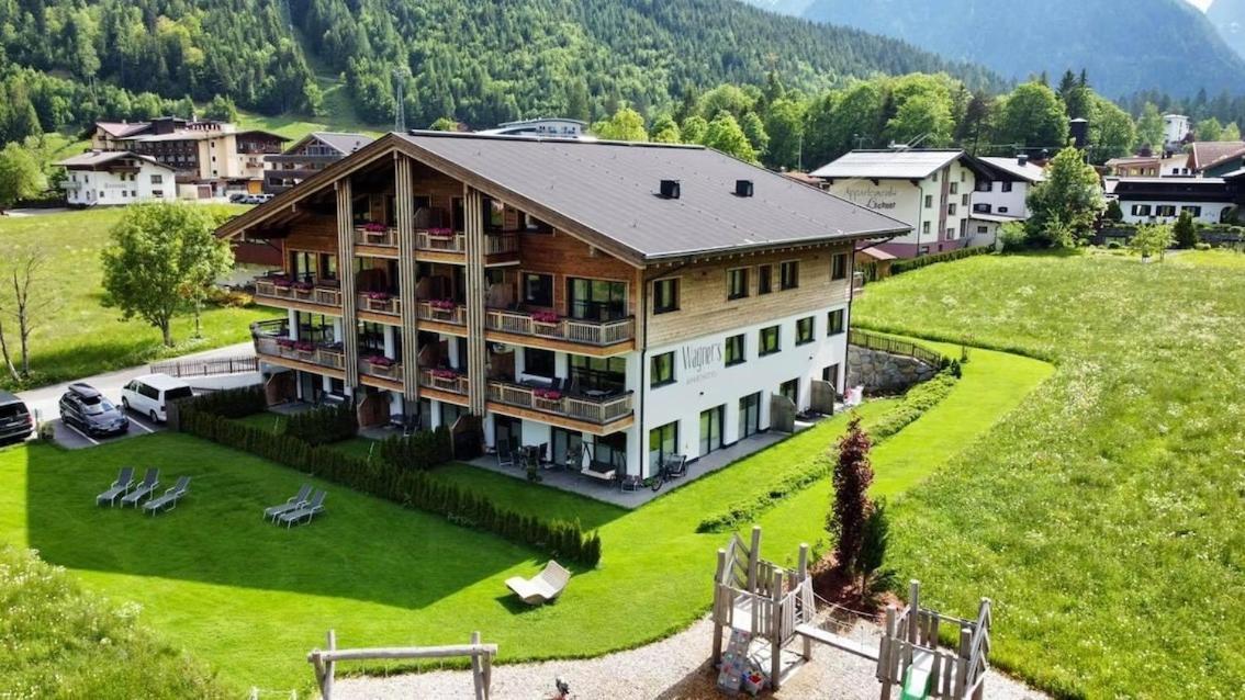 Wagner'S Aparthotel 佩尔蒂绍 外观 照片
